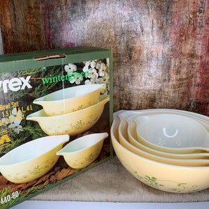 Vintage Pyrex Wintergreen (Canada) Shenandoah (USA) New In Box Cinderella Set of 4, Mixing Bowls, Nesting Bowls, 80s Kitchen