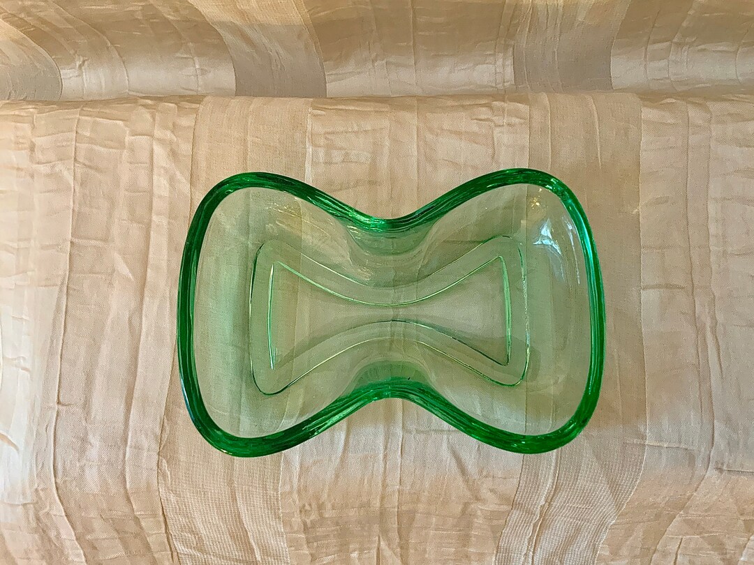 Heisey Moongleam Yeoman Individual Bowtie Ashtray Green Etsy