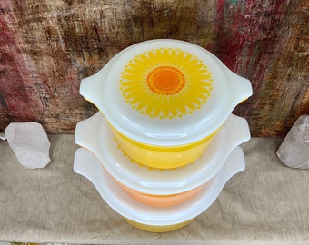 Sunflower Personalized Casserole Dish, Pyrex Baking Dish with Lid