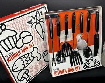 Vintage EKCO Kitchen Utensil Tool Set New In Box 8 piece set with hanging rod and screws, c1960