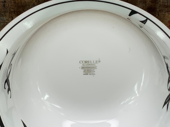 Black and white corelle hotsell