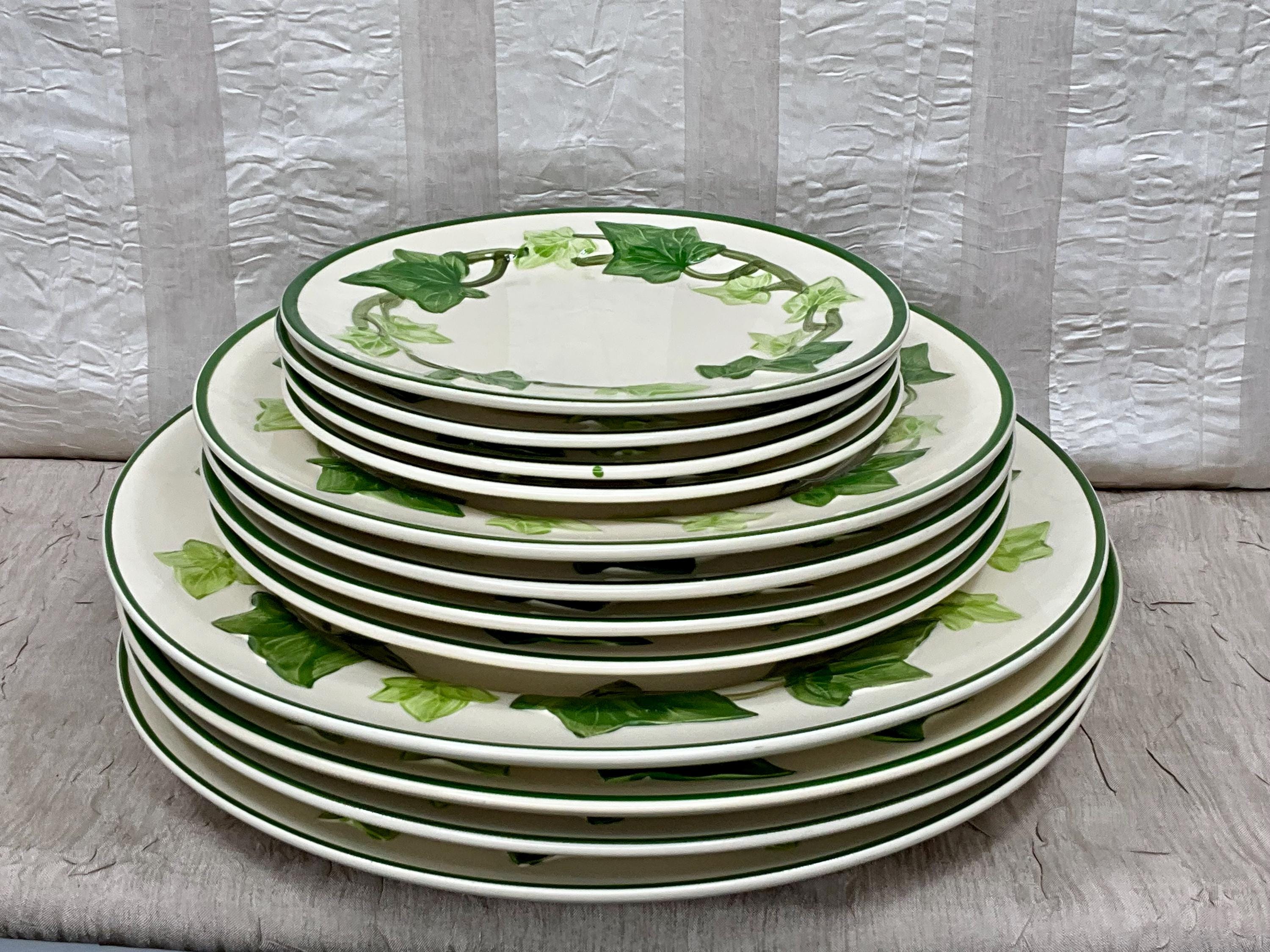 Vintage Franciscan Ivy Dinnerware Set: 26-piece Service for 4
