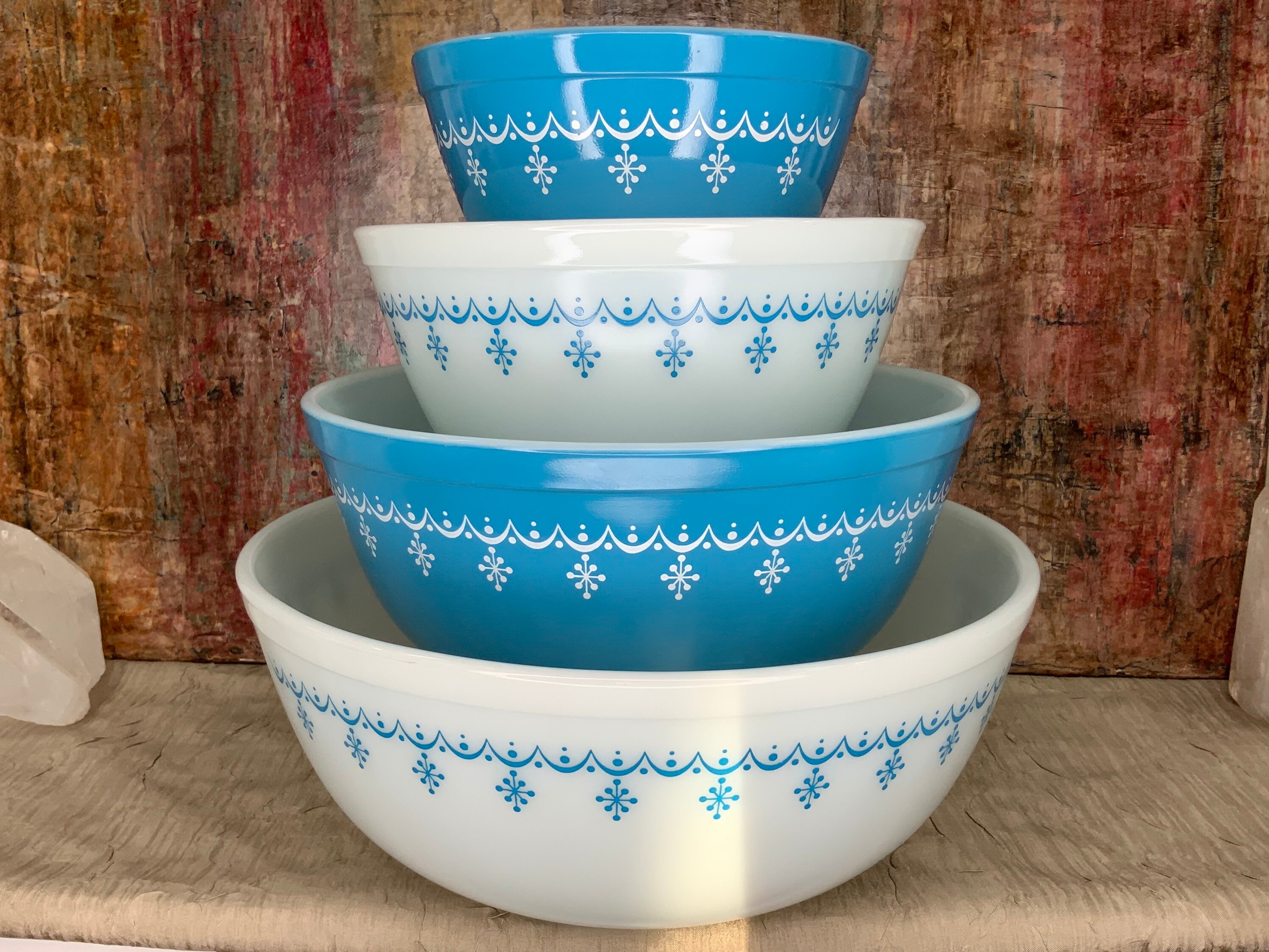 Vintage Pyrex Snowflake Blue Garland Mixing Nesting Bowls Set of 4 