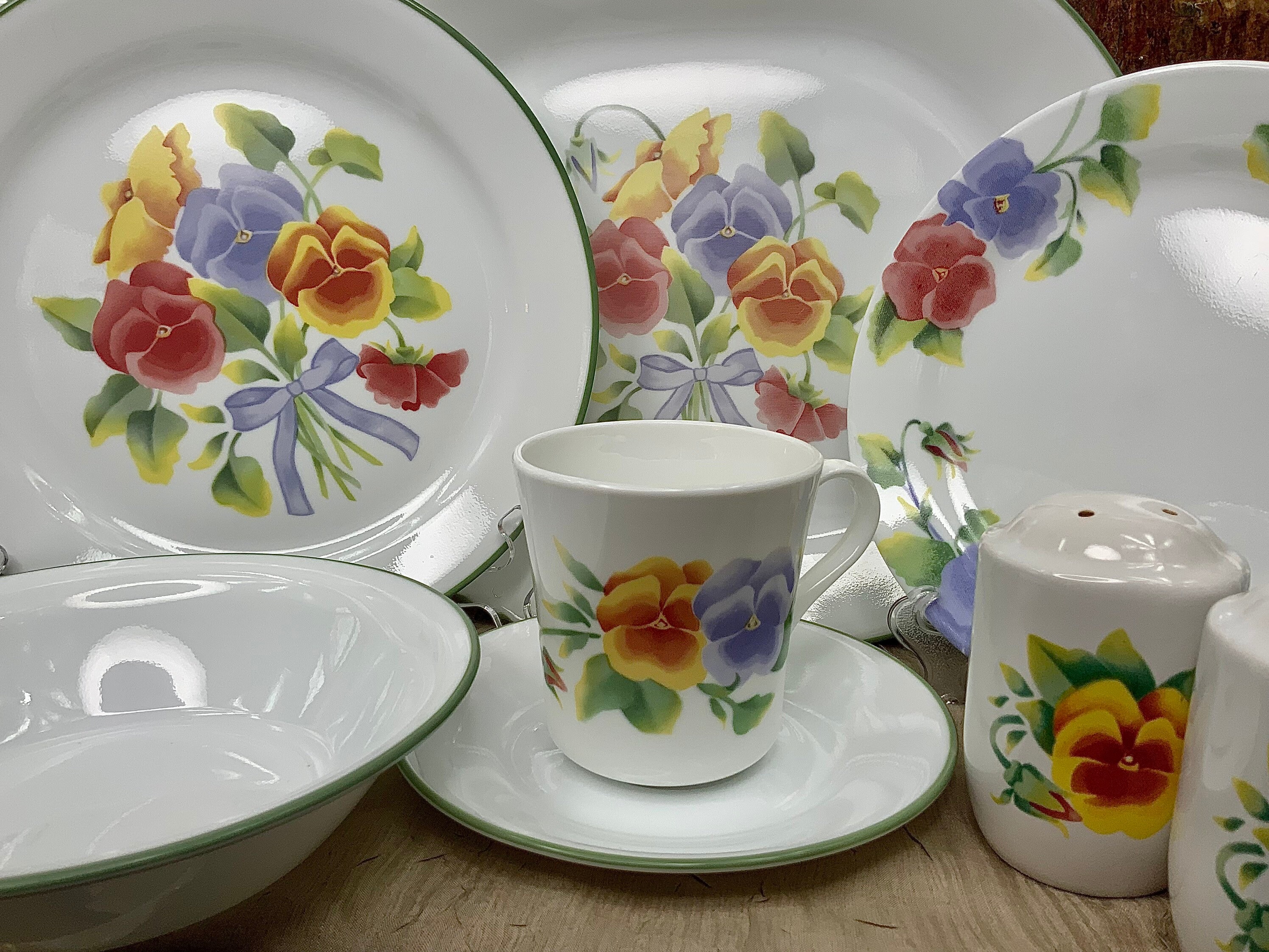 Vintage Corelle Summer Blush 27 Piece Four Place Setting Salt pepper Platter Pansy Summer Blush Bakeware Corningware Etsy Canada