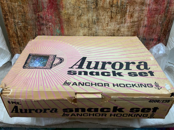 Vintage Anchor Hocking Aurora Iridescent 8-piece Snack Set in