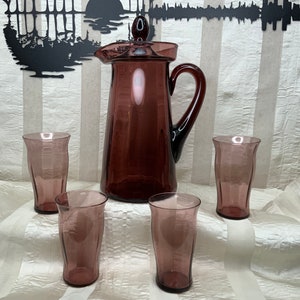 Vintage Pitcher Set with 4 small/Juice Glasses, Amethyst Purple, Vertical Panel Optic, Juice Pitcher, Flat Tumblers Tiffin Cambridge
