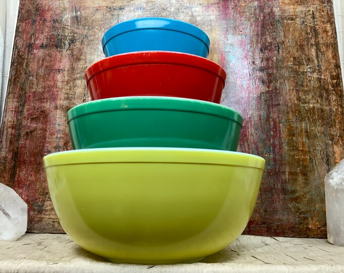 Vintage Pyrex Primary Color Mixing Bowls, Set of 4, Yellow, Green, Red