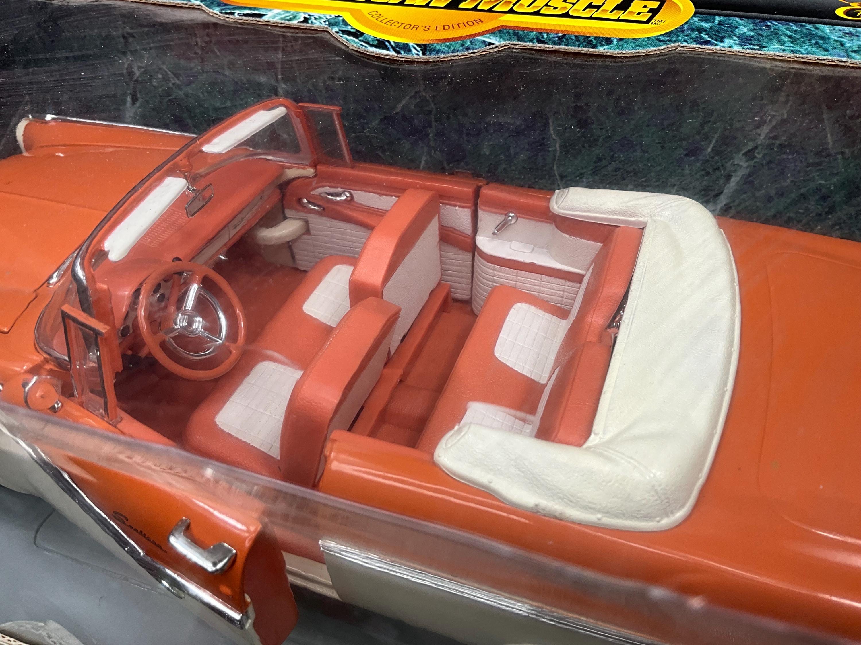 1956フォードサンライナー　コンバーチブル 1/18 ERTL アーテル 1956フォードサンライナー コンバーチブル 1/18 ERTL アーテル