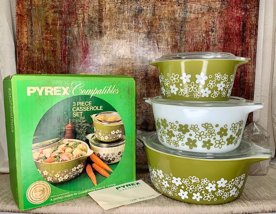 Vintage Pyrex Spring Blossom Green New in Box 480-1 Casserole Set, Set of 3  With Lids, 475, 474, 473 