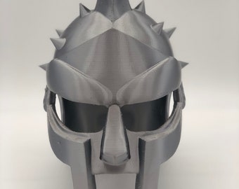 Maximus Gladiator Helmet Wearable