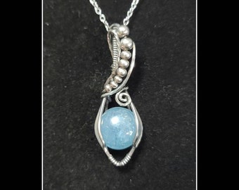 Aquamarine pendant in solid sterling silver