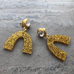 Gold Glitter Geometric U Acrylic Stud Dangle Earrings Contemporary Glamour Rhinestone image 2