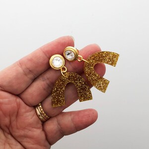Gold Glitter Geometric U Acrylic Stud Dangle Earrings Contemporary Glamour Rhinestone image 3