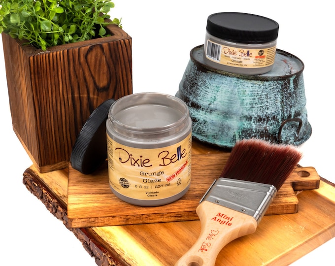 Dixie Belle Grunge Glaze - New Formula - Same Day Shipping - Water Based Furniture Glaze - Stippling Medium - Aging Medium - Color Wash