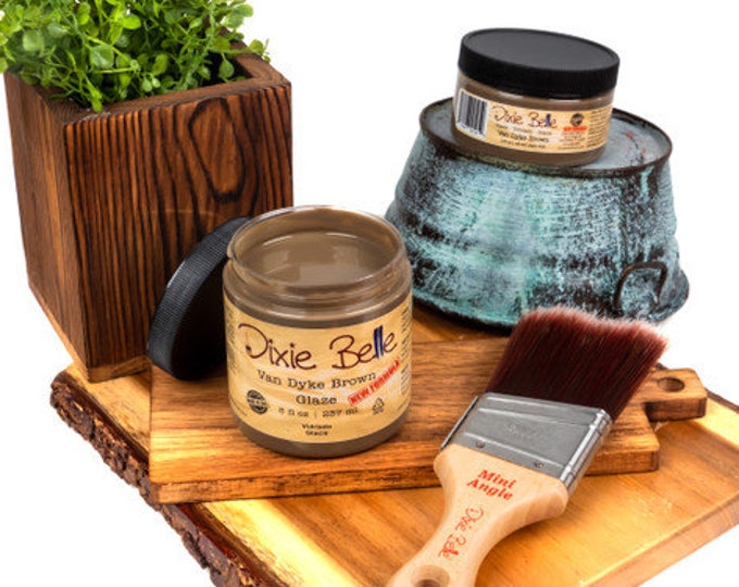 Dixie Belle Van Dyke Brown Glaze - New Formula - Same Day Shipping - Water Based Furniture Glaze - Color Wash - Aging Medium