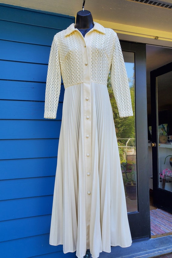Vintage 70's Dress Ivory Pleated Skirt