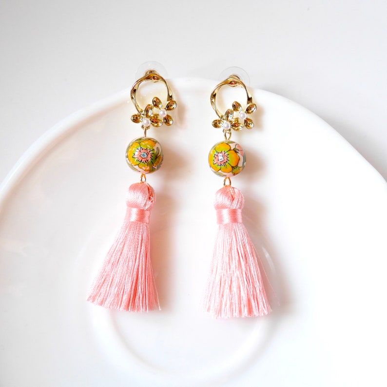 Blush Pink Dangle /& Drop Earrings Prom Earrings Summer Buttercup Long Tassels Earrings Tensha Bead Earrings