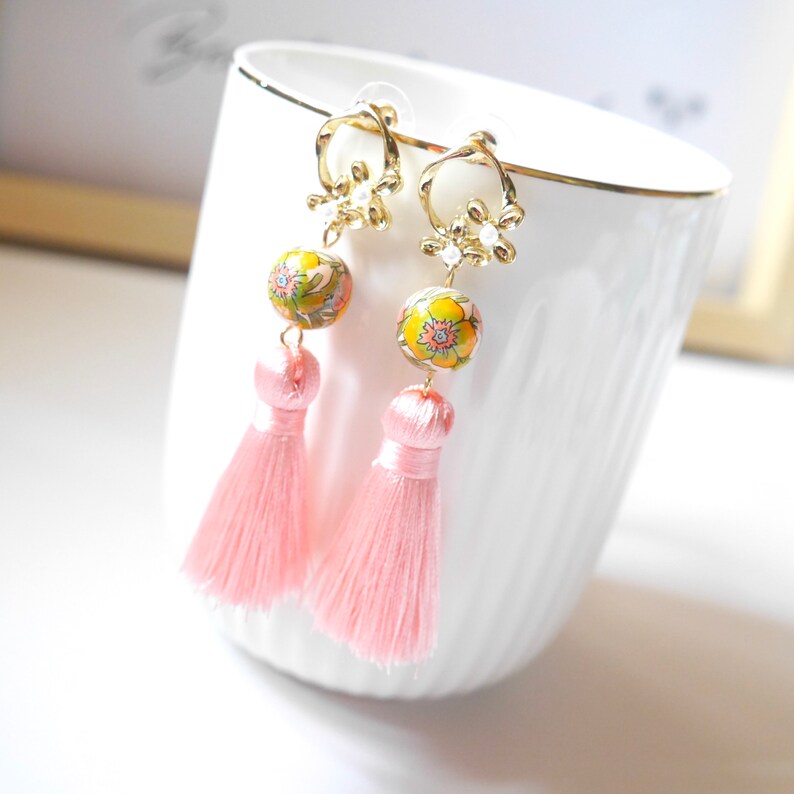 Blush Pink Dangle /& Drop Earrings Prom Earrings Summer Buttercup Long Tassels Earrings Tensha Bead Earrings