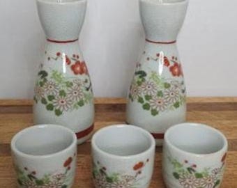 Vintage Japanse handbeschilderd aardewerk/keramisch sake set 5 stuks gemaakt in Japan