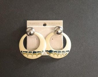 Vintage emaille oorbellen uit de jaren 80 witzilver