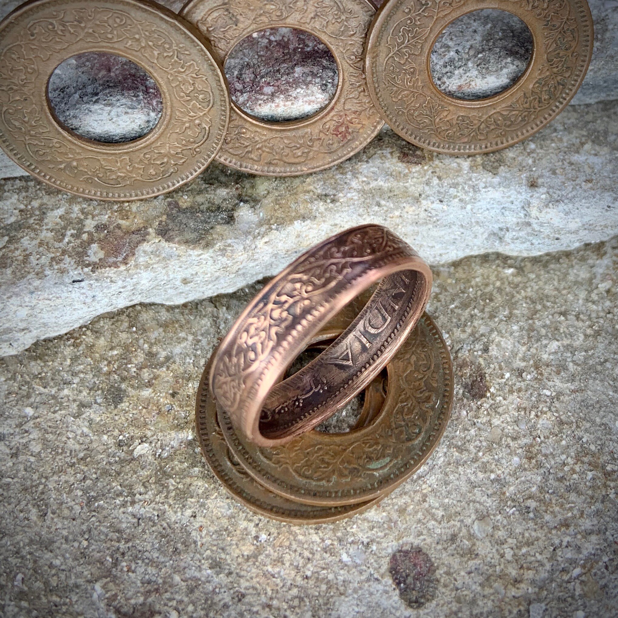 Making A Rose Gold Spinning Coin Ring | Master craftsman creates an awesome  rose gold spinner ring! 💪😍 | By UNILAD TechFacebook