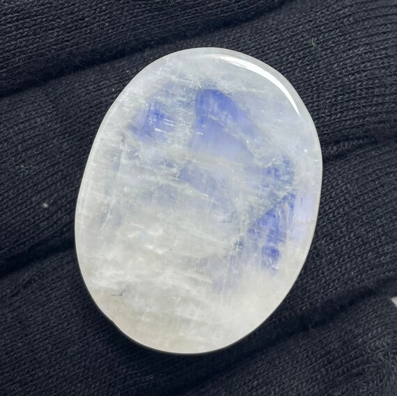 Untreated White Rainbow Moonstone Gemstone 6.3 Carats 13.5x8.3x7.3 MM Transparent Natural Blue Fire Moonstone Oval Shape Cabochon
