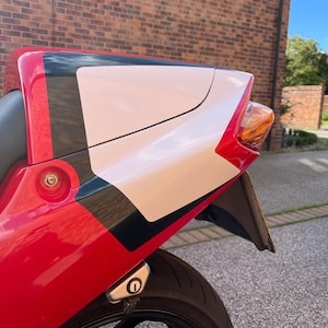 Honda VFR 800 fi 1998-2001 Vinyl Decals | Water Resistant and Included Applicator