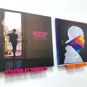 Spersonalizowany stojak ścienny na płyty winylowe - drukowany w 3D | Uchwyt Uchwyt Zespoły Albumy Single Artyści Nazwy muzyczne Aktualnie odtwarzane Następne Tik Tok