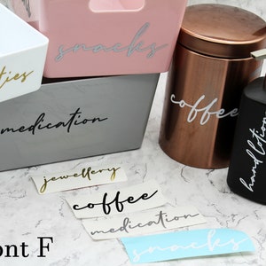 Etichette in vinile personalizzate per contenitori Font F / Mrs Hinch Style Adesivi personalizzati per contenitori in cucina e organizzazione della casa