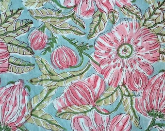 Großpackung Baumwollstoff mit großem Blumenmuster in Grün und Rosa, ideal zum Nähen, Quilten, Polstern und für Kleider. Auch als Gardinenstoff geeignet. Handgefertigt in Indien.