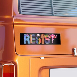 レジスト バンパー ステッカー - エンパワーメント車の装飾、活動家への贈り物、LGBTQ+ プライド、フェミニズム、社会正義、抗議、生殖に関する LGBT の権利