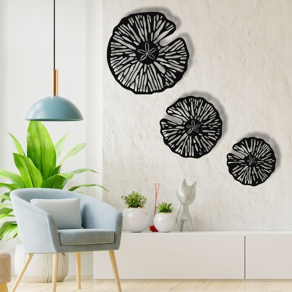 Make Your Own Metal Wall Art with Dollar Items » Dollar Store Crafts