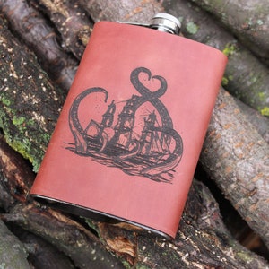 Octopus flask, tentacle flask, Octopus leather flask, kraken flask gift 2023