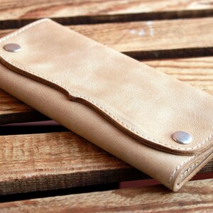 Monedero de la mujer, cartera de cuero de la mujer, cuero de la cartera de la mujer, clip del dinero para la mujer, cartera del monograma, cartera minimalista, cartera larga, cartera delgada
