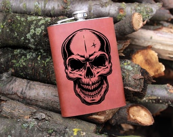 Bottiglia del teschio 9oz Fiaschetta del teschio avvolta in pelle Pallone Groomsman Regalo del teschio personalizzato Fiaschetta incisa del teschio d'acciaio Fiaschetta nuziale Husb