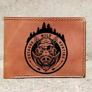 Cartera de jabalí, cerdo salvaje grabado, regalo hecho a mano, billetera personalizada, regalo para cazadores, regalo de caza, billetera de cuero, cuero clásico