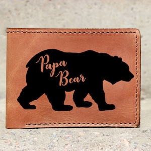 Beer gepersonaliseerde gegraveerde portemonnee, dier bos natuur leder aangepaste bagage portemonnee, papa moeder grizzly beer bruiloft portemonnee ring fob
