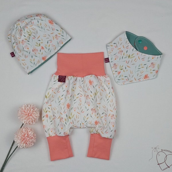 Pumphose Blumen Baby Mädchen, Geschenk Geburt, Optional mit Dreieckstuch und Mütze