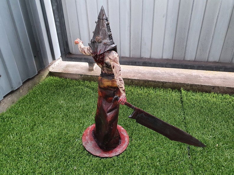 Pyramid Head Pointing Version With Stand Etsy