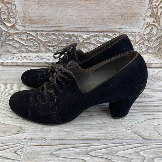 Antique 1920s/30s Heeled lace-up Shoes (HG) - image 4