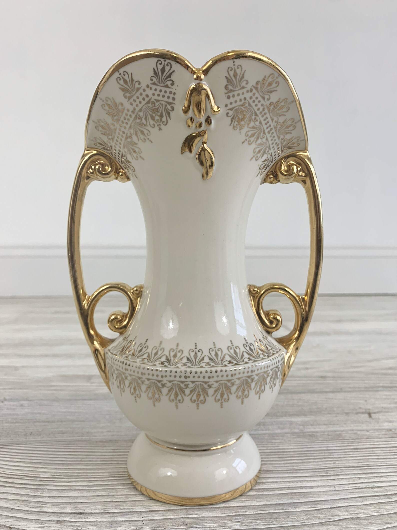 Vintage Abingdon USA Ceramic White and Gilded Gold Vase SMH | Etsy
