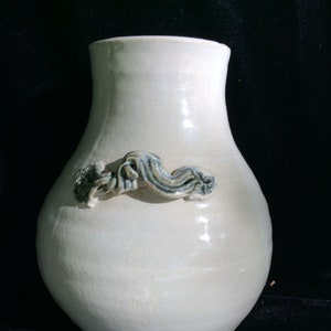 Vintage ceramic Japanese vase,signed Japanese squash vase small ceramic vase monochromatic vase