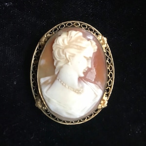 Shell cameo pin pendant hand carved 12k GF vintage brooch cameo brooch