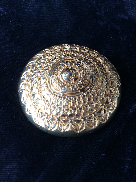 Vintage Monet brooch Monet gold Etruscan brooch M… - image 3