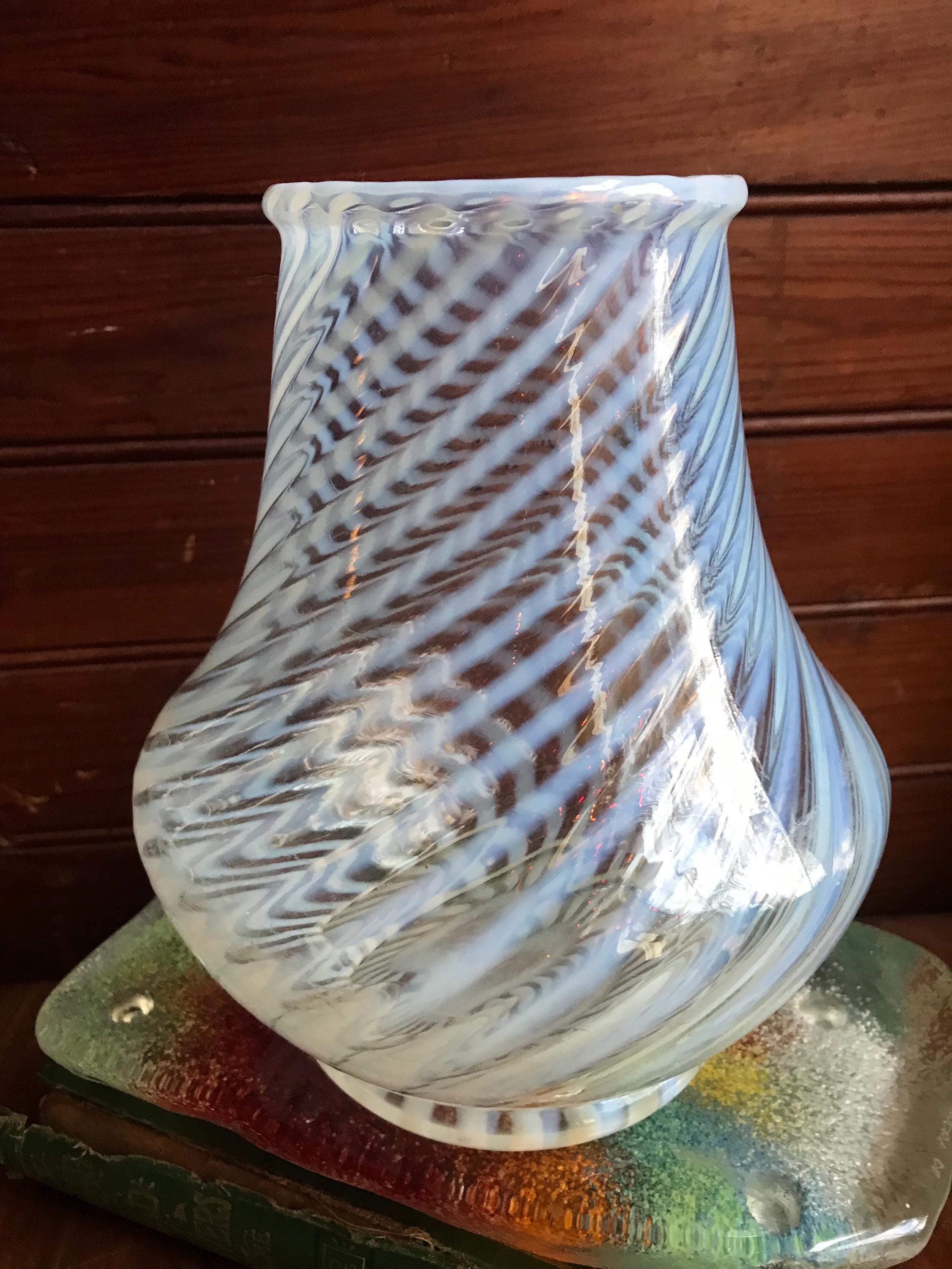 Fenton striped vase - Etsy 日本