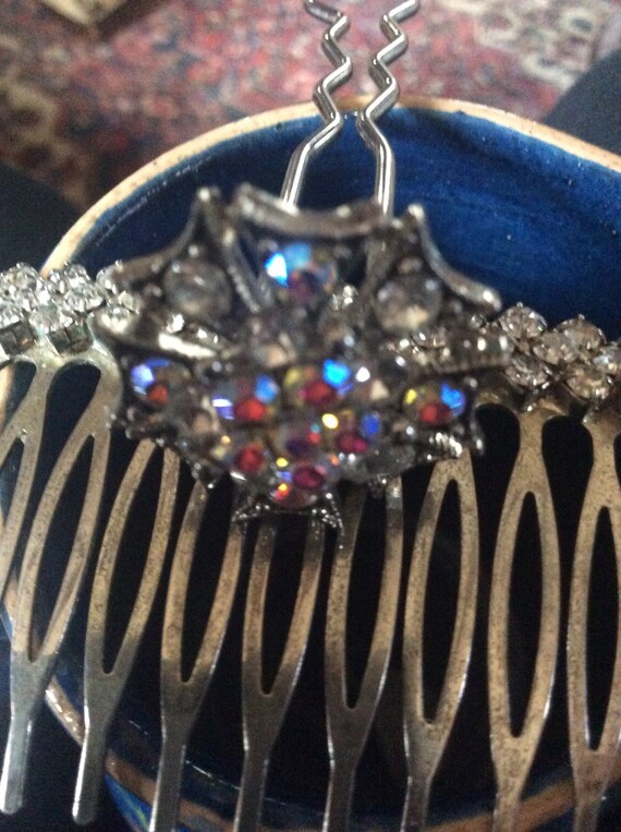 Vintage hair pick Gem