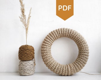 Patrón PDF de corona de yute tejida a crochet: Decoración navideña para el hogar (en inglés)