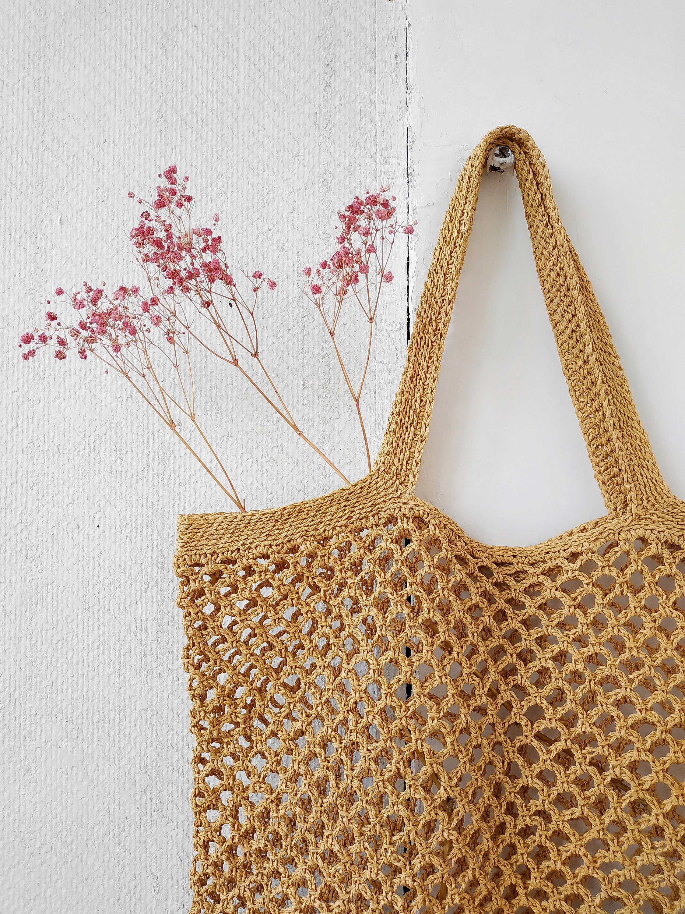 Stylish Crochet Market Bag: Raffia-Inspired Tote Pattern with