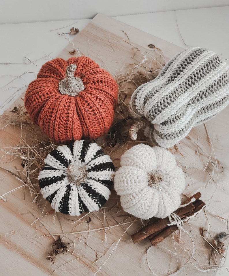 Crochet Pumpkin pattern 3 sizes, PDF digital download, Halloween crochet pattern, Fall decor tutorial image 1