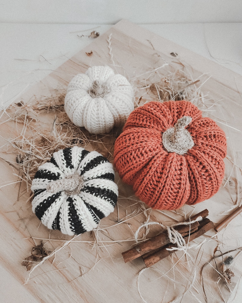 Crochet Pumpkin pattern 3 sizes, PDF digital download, Halloween crochet pattern, Fall decor tutorial image 3